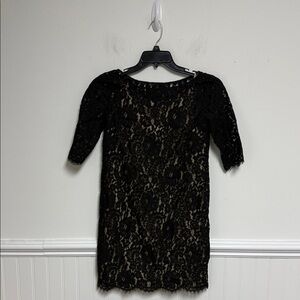 Robert Rodriguez Elegant Black Lace Dress Tan liner Size 0